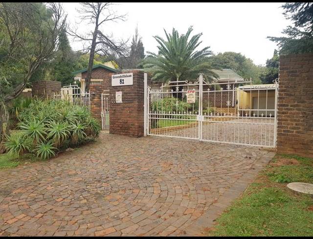 3 BEDROOM PROPERTY TO RENT IN GREEN HILLS
